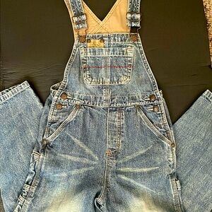 Genuine Kids from OshKosh, Bib Overalls. 5T. In excellent condition